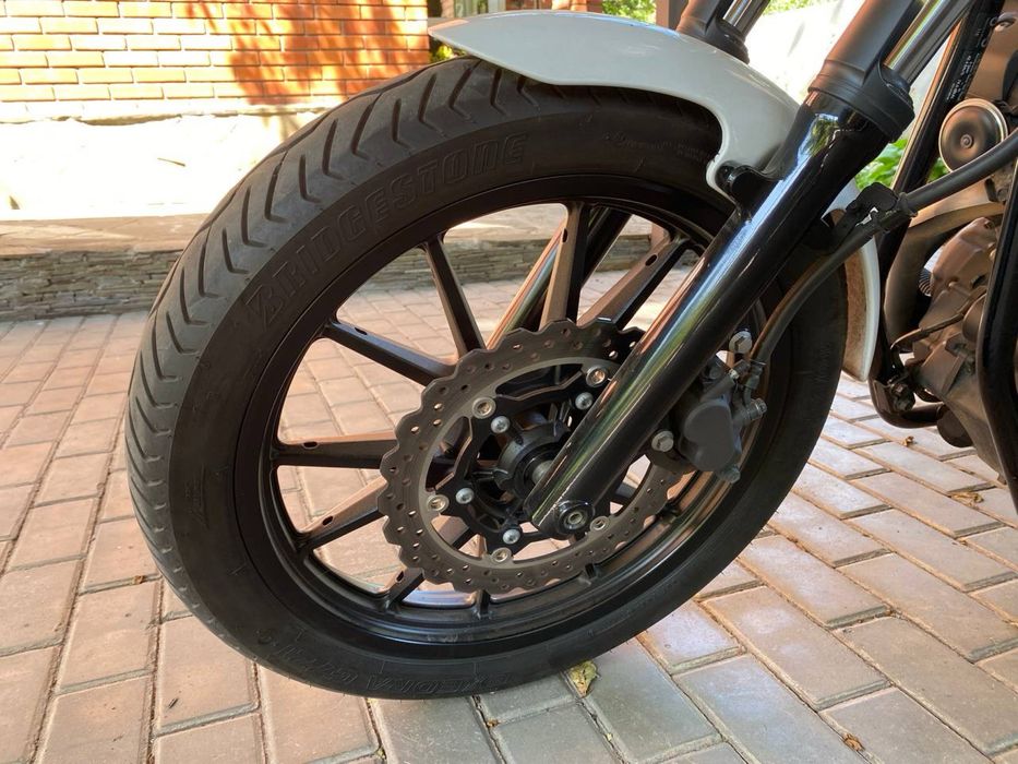 Yamaha Bolt XV950R Официал состояние Новый 6500км