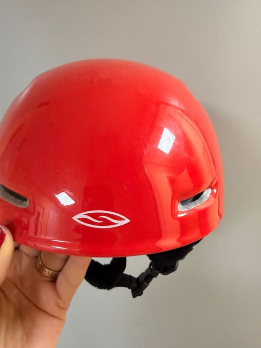 Шолом , шлем для ковзанів , роліков , вік 6-10 років