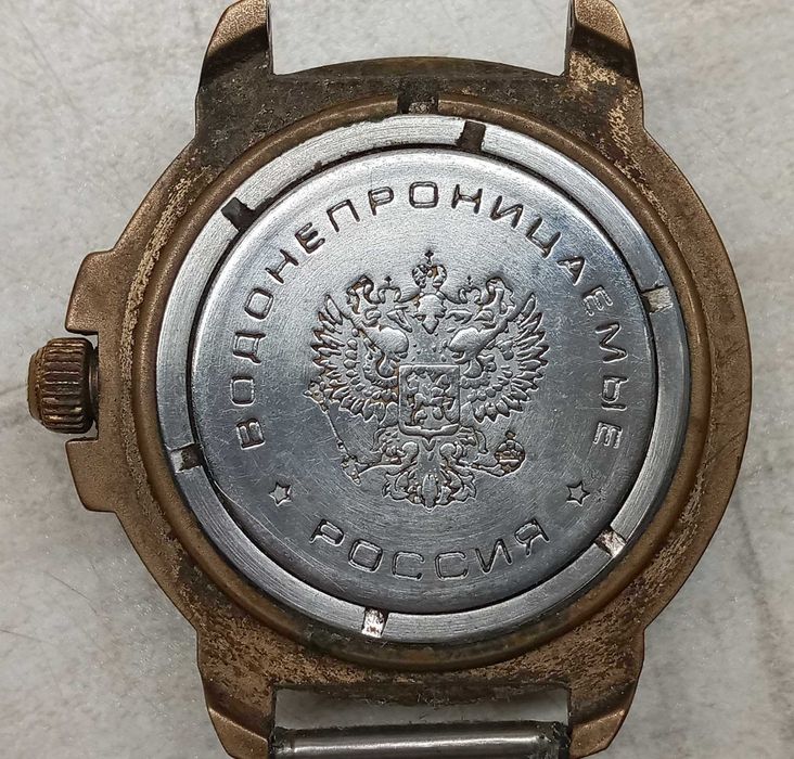 Водонепроникний годинник