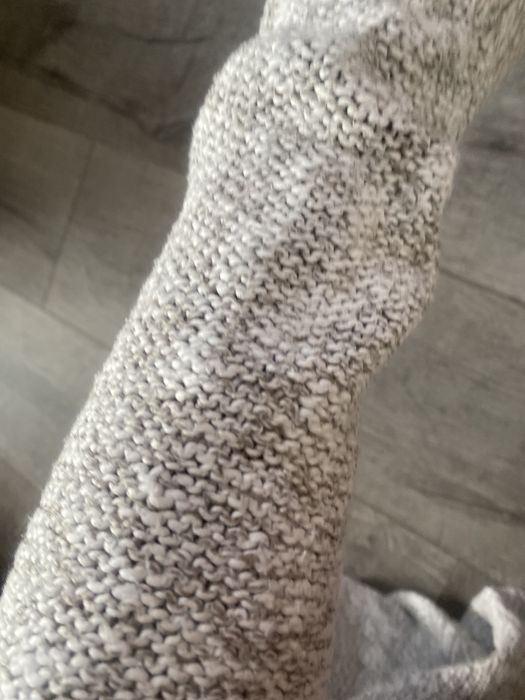 Piękny szary sweter H&M melanż rozm M