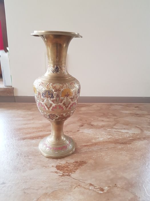 Sprzedam dzbanek mosiężny wysowysokość 29 cm