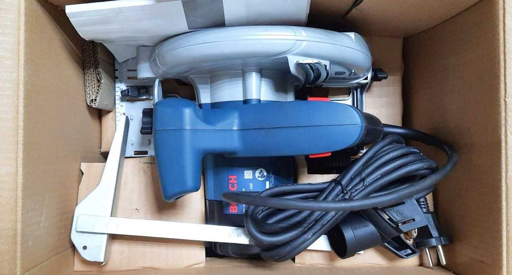 Дисковая циркулярная ручная пила Bosch GKS 190 Professional, Новая