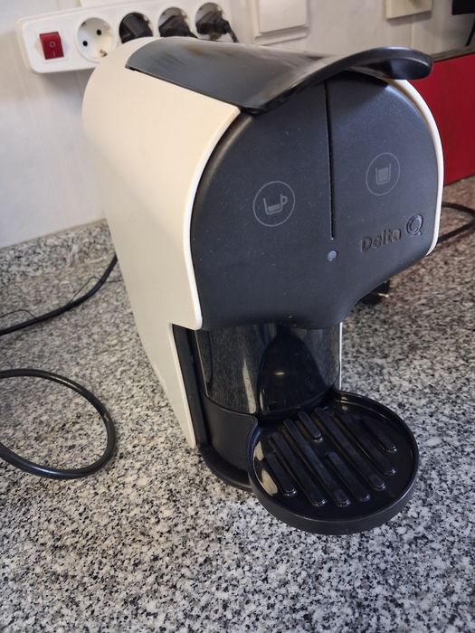 Máquina Delta q  branca