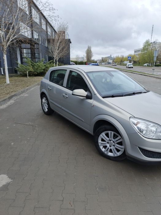 Автомобіль Opel Astra H