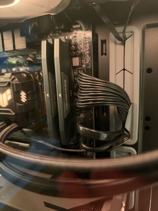 PC GAMING HIGH-END – RTX 5070 Ti + Ryzen 7 9800X3D