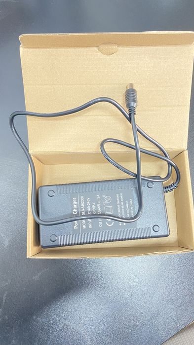 Carregador para trotinete/scooter