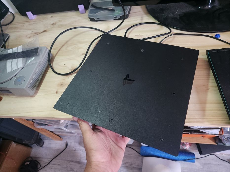 PlayStation 4 pro 1TB