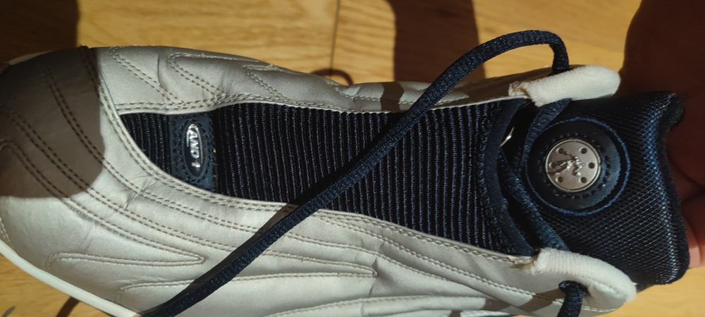 Buty and 1 r. 45