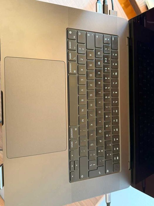 MacBook Pro M3 Max 16" with 14-core CPU and 30-core GPU – 36GB – 1TB SSD64284416439810121