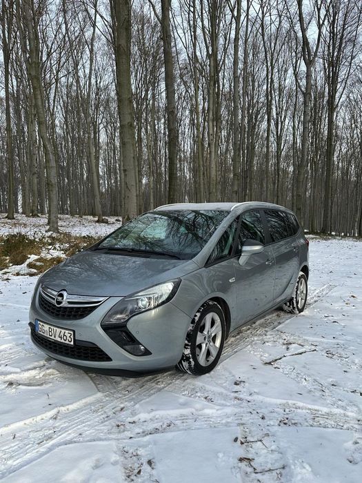 Opel Zafira 1.4 Turbo 140 KM LPG Bogate Wyposażenie