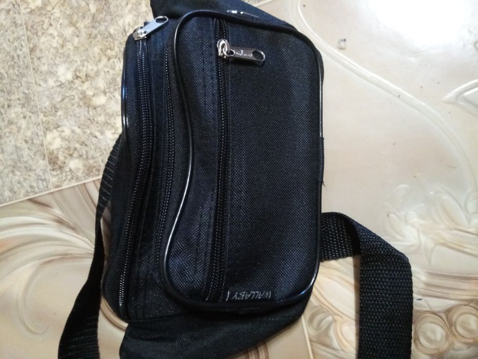 Сумка мужская на пояс ,плечо бананка Код  2900 и 2907 черная хаки