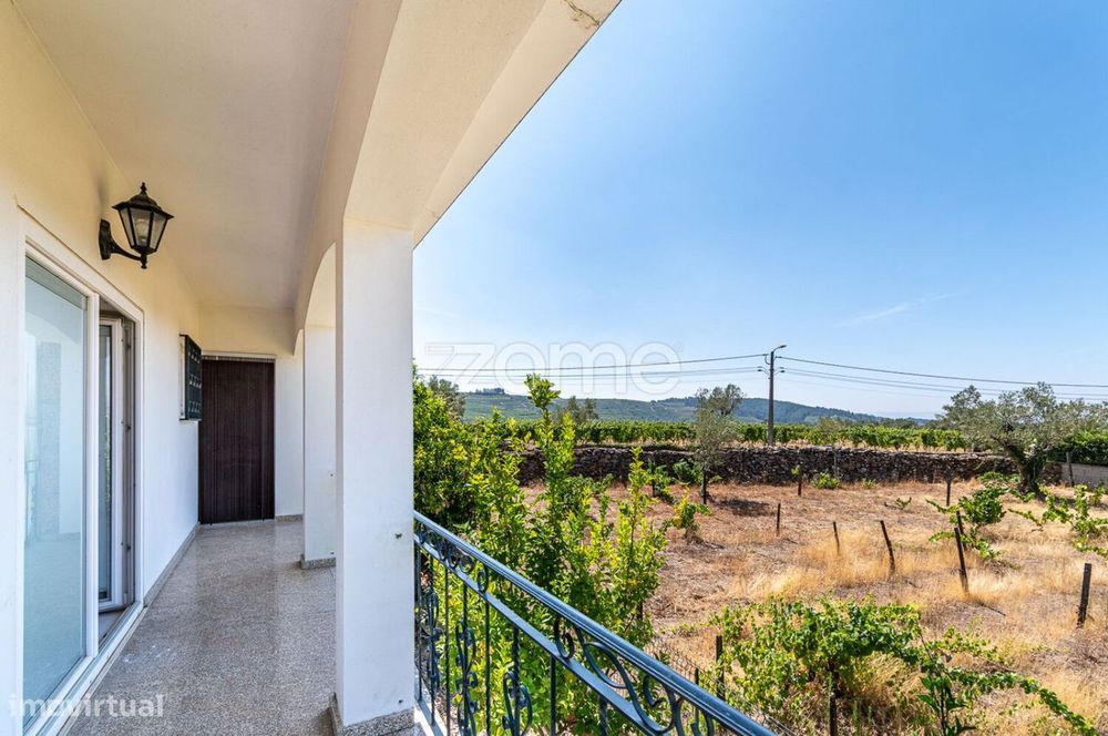 Moradia T4 Sanfins do Douro