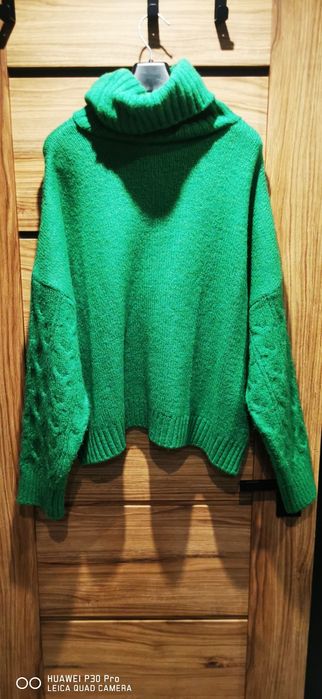 Sweter Golf zieleń Stradivarius