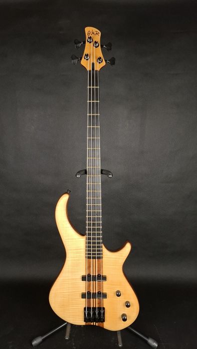 Gitara basowa GMR Majestic 4 NTB
