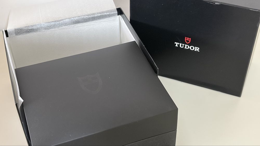 Tudor caixa como nova