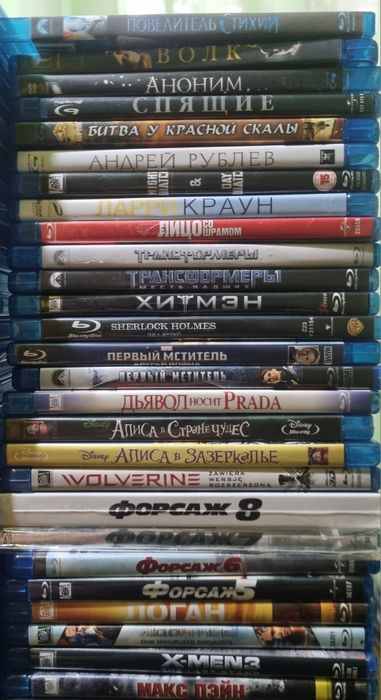Blu ray фільми,всі диски ліцензія,і всі мають переклад.