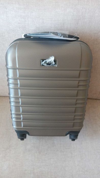 Walizka 16"  Nevada VIP COLLECTION