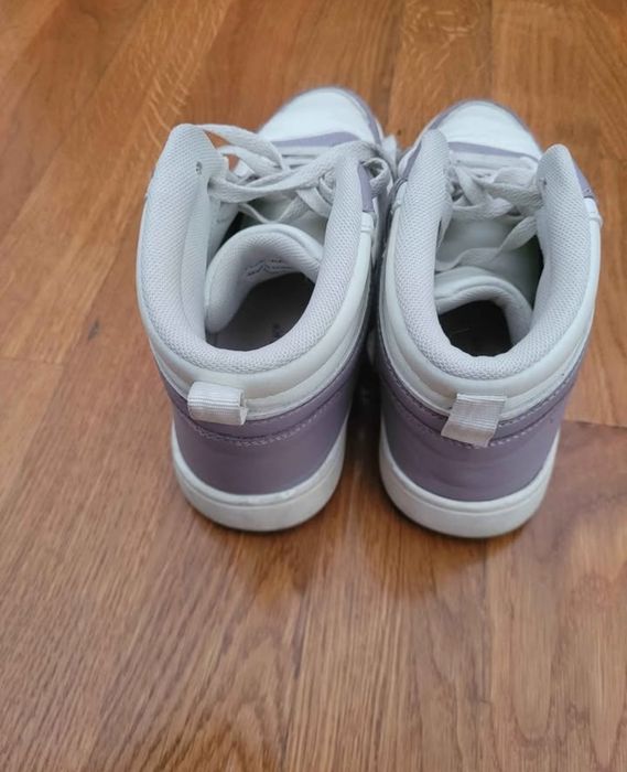 Téns bota baraco e lilás
