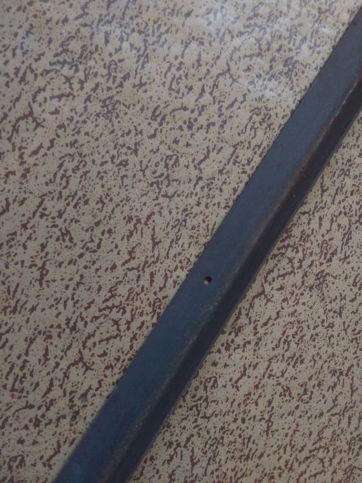 Металлический уголок 116х3х2,5