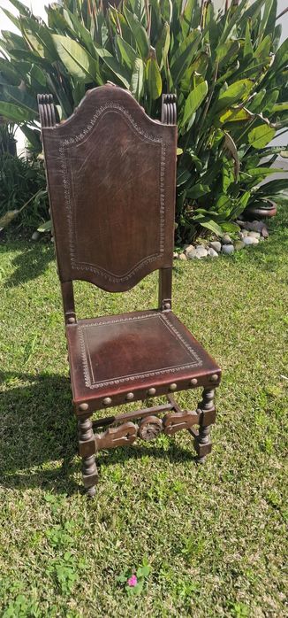 Mesa com cadeiras