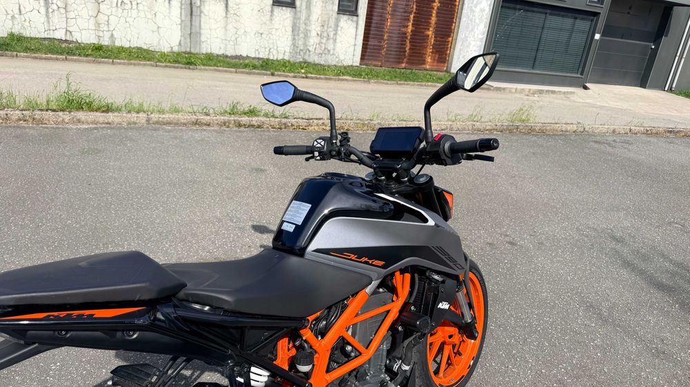Selling KTM DUKE 390