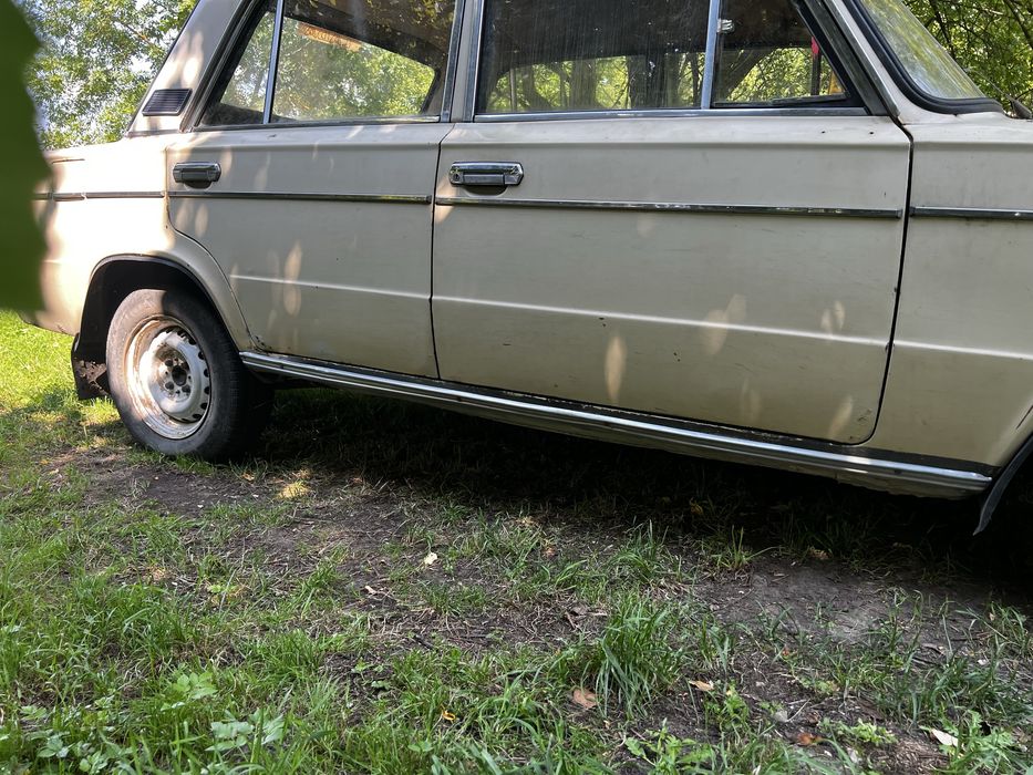 Lada жигули 2106
