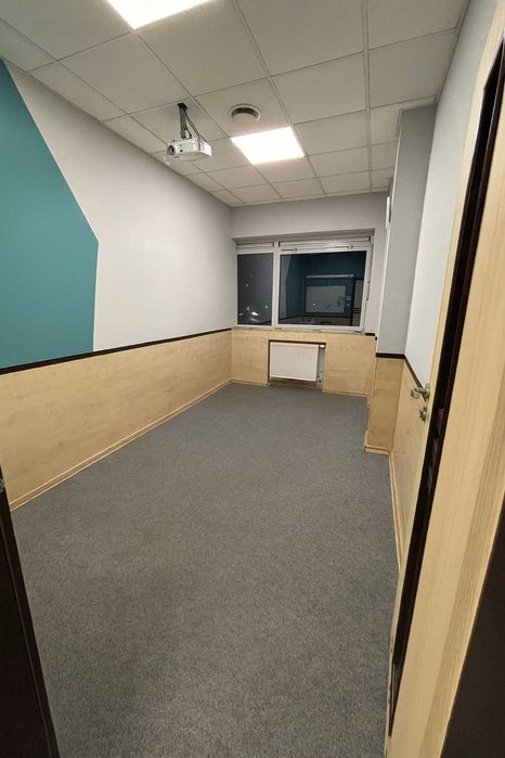 Pokój / biuro / gabinet 11m² przy metrze Kondratowicza