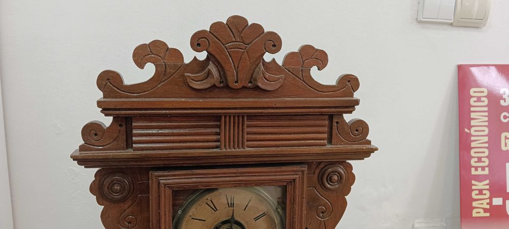 Relógio de pêndulo  Antigo