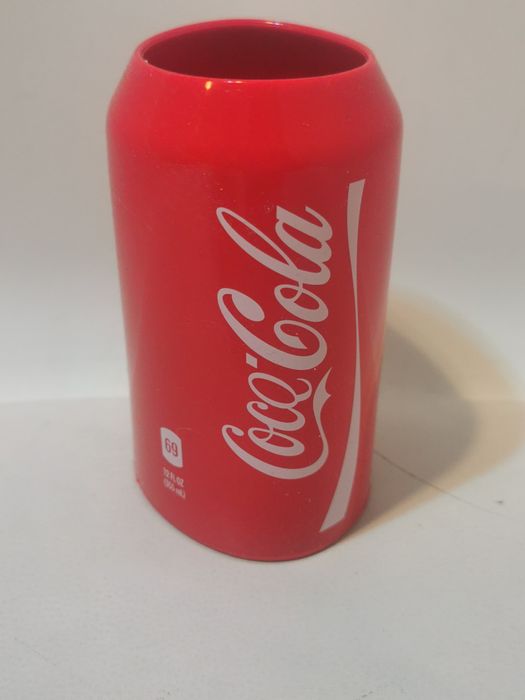 Etui maskujące na puszkę