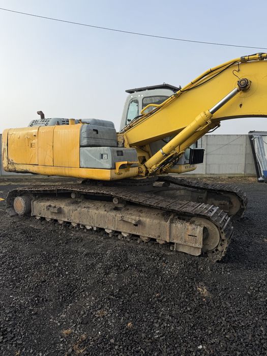 NewHolland e265b