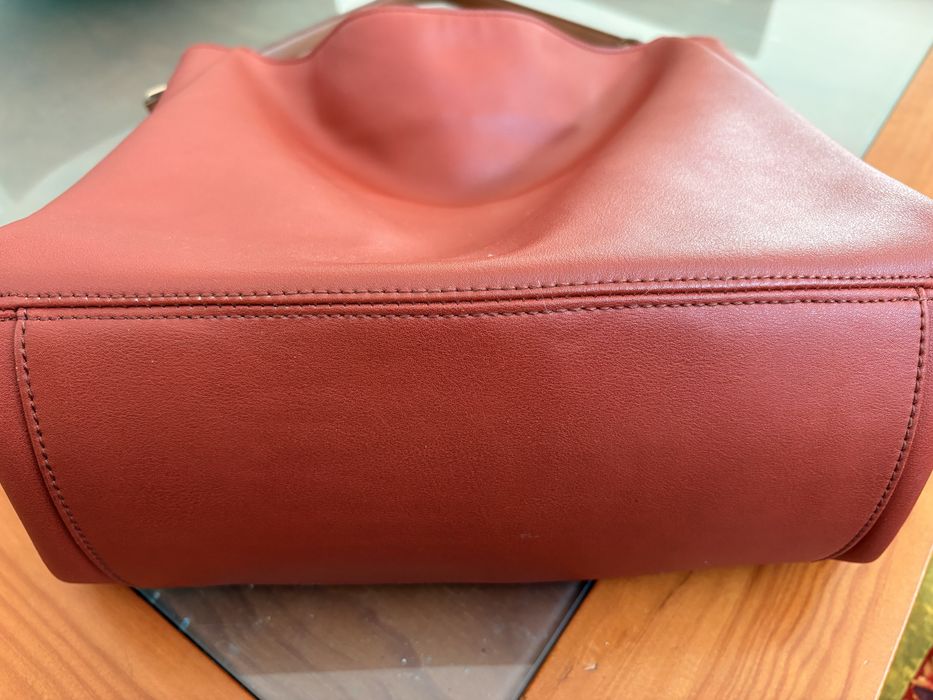 Mala castanha da marca Parfois