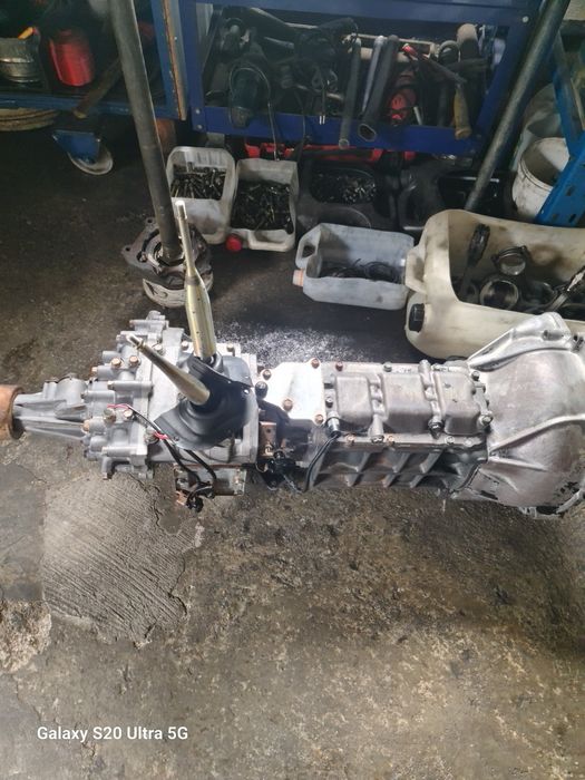 Caixa de velocidades mitsubihi pagero 2.5 mk1