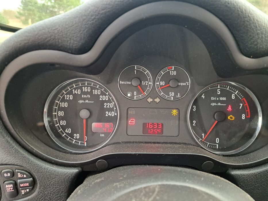 Alfa Romeo 147 1.6 lift