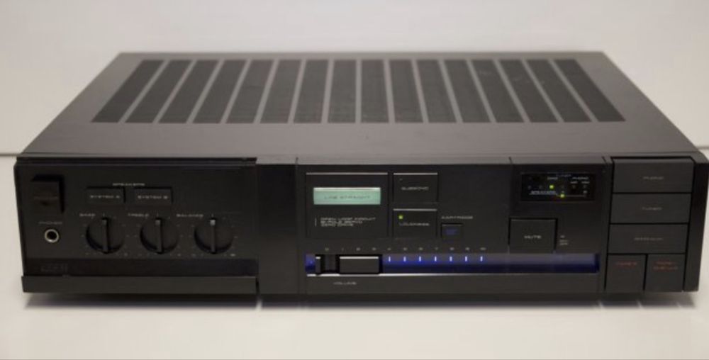 Wzmacnicacz Akai AM-U5