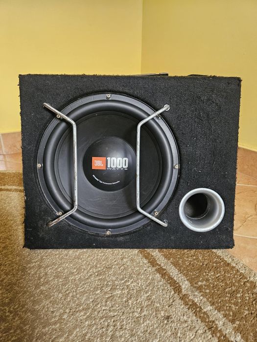 Сабвуфер JBL 1000