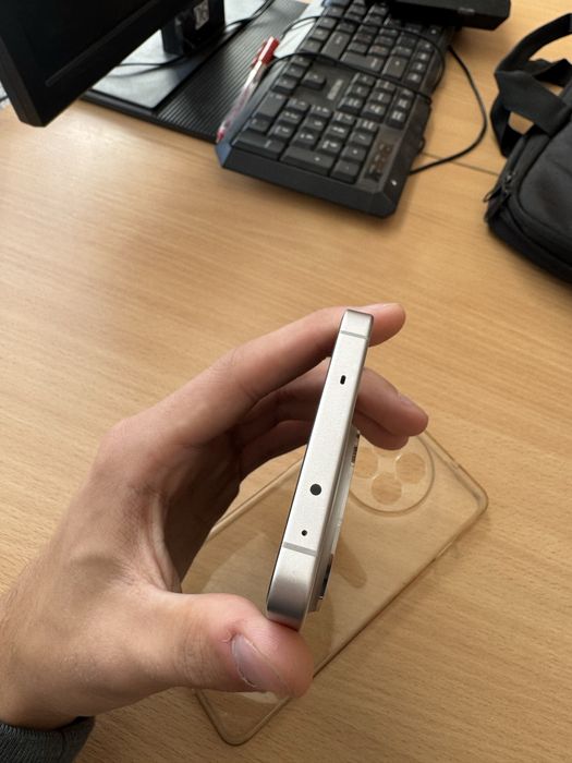 OnePlus Ace 5 12/256 ГБ — чудовий стан