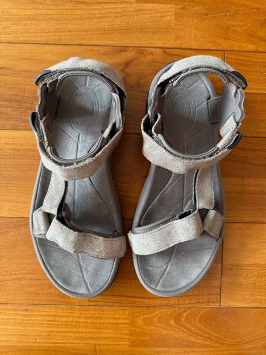 Sandały Teva, zamszowe, r. 44,5