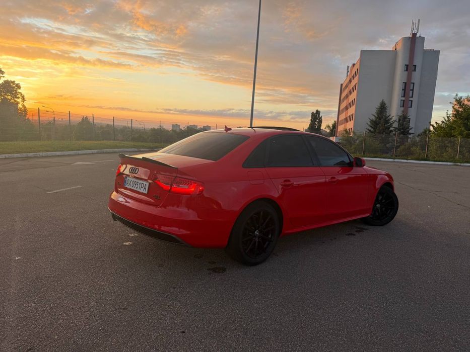 Ауди А4б8 2015.