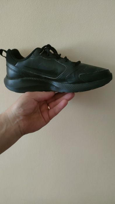 Sneakersy Nike 39, wkładka 25, cm.Całe czarne.