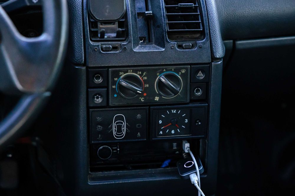 Автомобіль Лада 2110