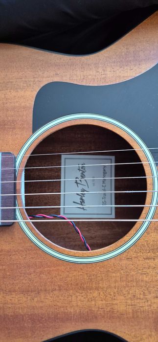 Guitarra acústica Harley Benton
