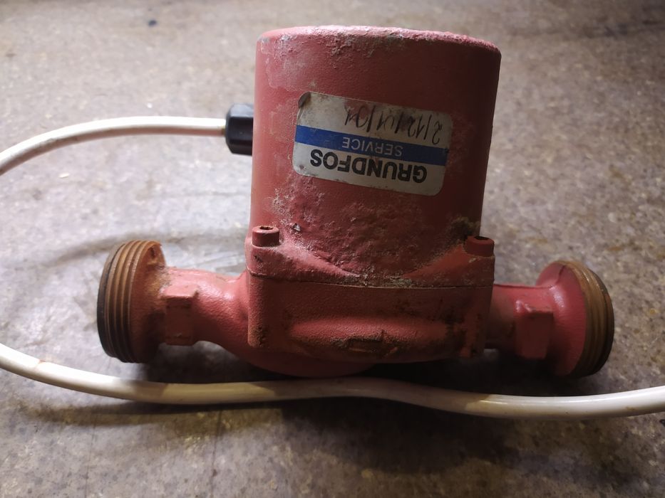 Pompa obiegowa cyrkulacji CO Grundfos