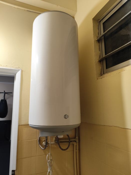 Termoacumulador de !00L