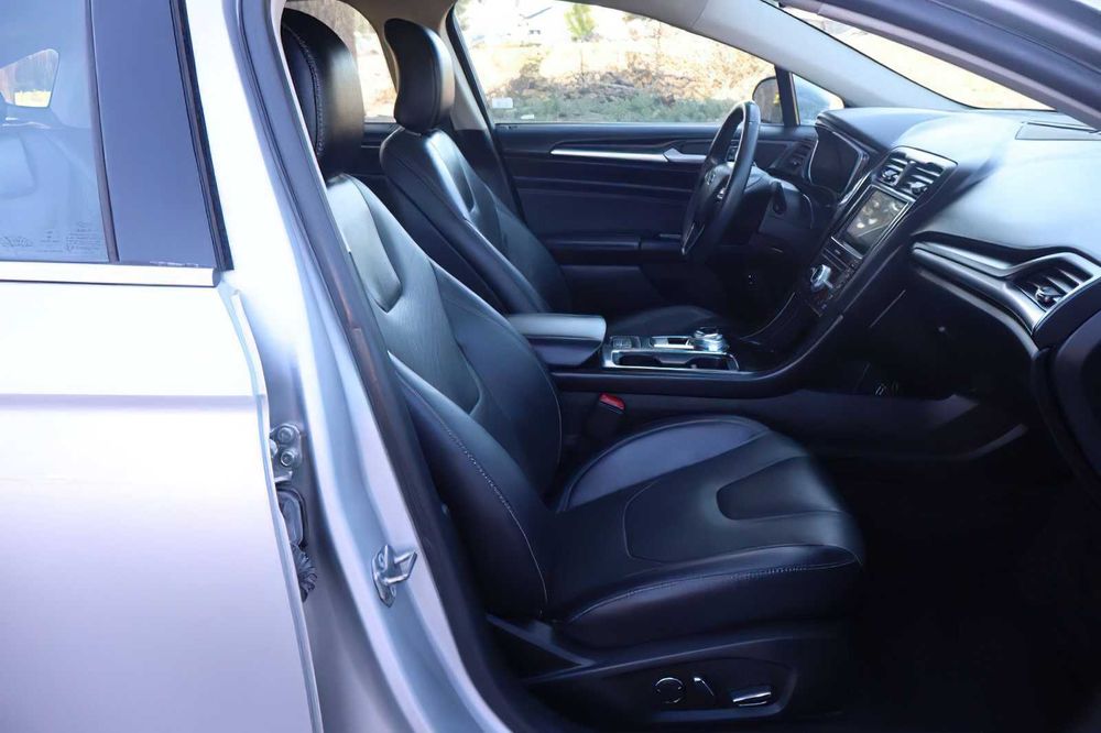 Ford Fusion Titanium      2019