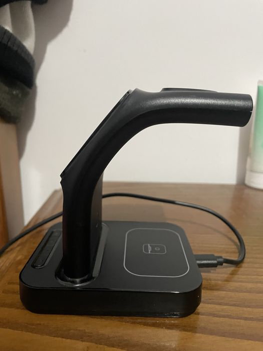 Relógio com  3 carregadores Wireless Charger