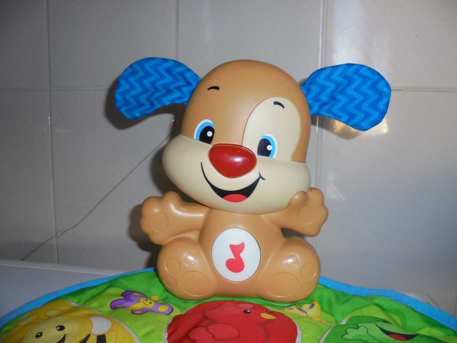 brinquedo para criança com som e luz bonito