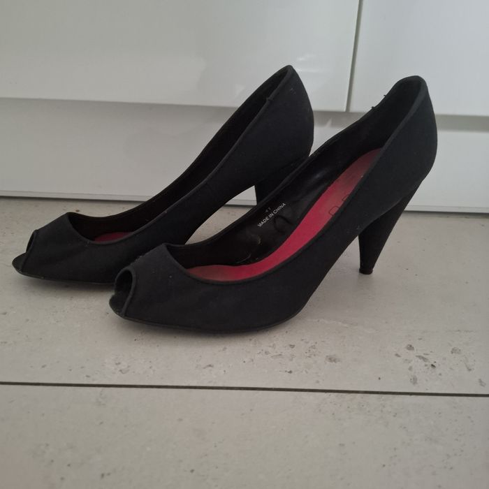 Buty Amisu r 41 obcas czarne