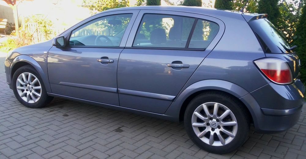Opel Astra z LPG 147 200 km.Tempomat,klimatyzacja.