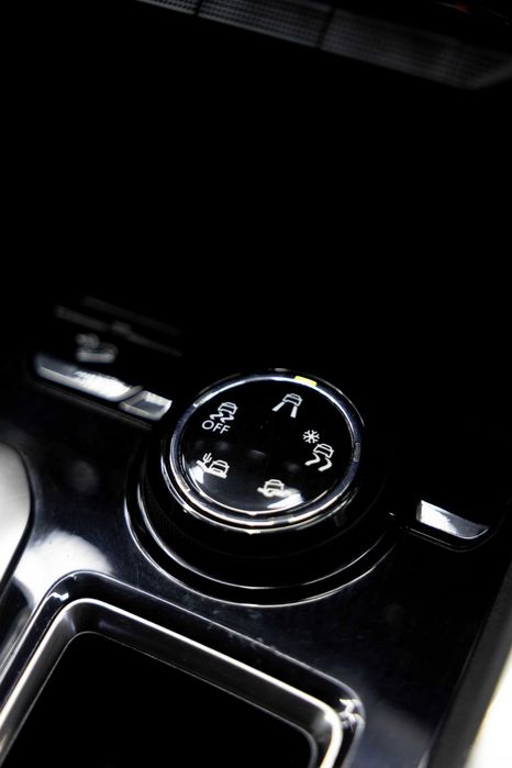 Peugeot 3008 EAT-8 Crossway