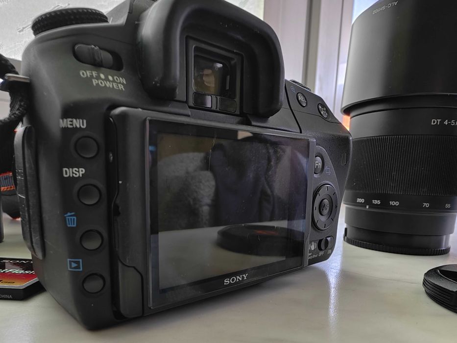 SONY Alpha DSLR 350